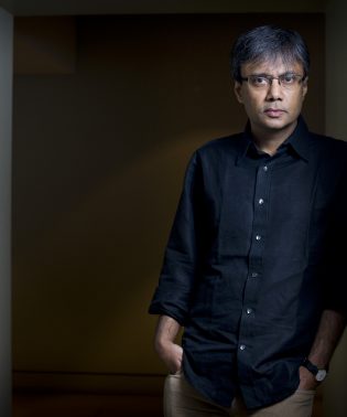 Portrait of author Amit Chaudhuri Portrait of author Amit Chaudhuri